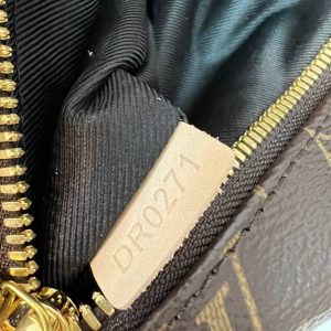 Сумка на пояс Louis Vuitton Bumbag