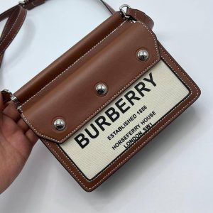 Сумка Burberry Title