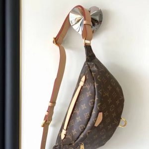 Сумка на пояс Louis Vuitton Bumbag