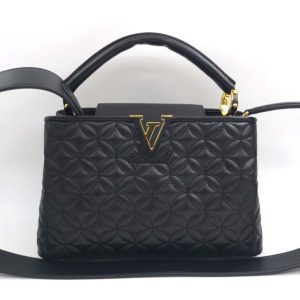 Сумка Louis Vuitton Capucines