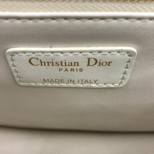 Сумка Dior Montaigne