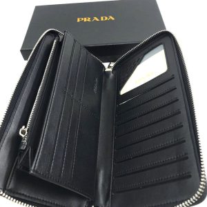 Кошелек Prada