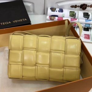 Сумка Bottega Veneta Padded Cassette