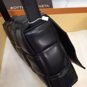 Сумка Bottega Veneta Padded Cassette