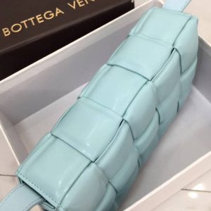 Сумка Bottega Veneta Padded Cassette