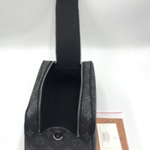 Косметичка Louis Vuitton Dopp Kit