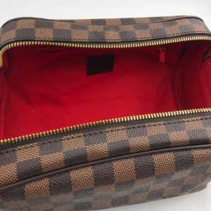 Косметичка Louis Vuitton Dopp Kit