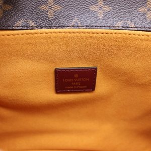 Сумка Louis Vuitton Pochette Metis