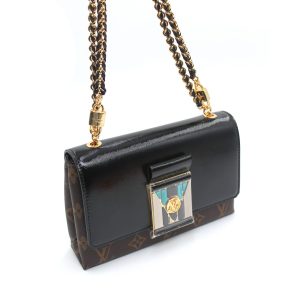 Клатч Louis Vuitton Thelma