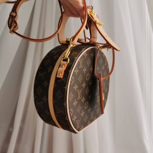 Сумка Louis Vuitton Petite Boite Chapeau