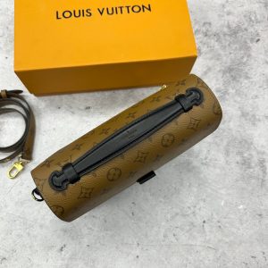 Сумка Louis Vuitton Pochette Metis