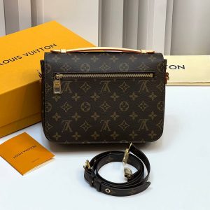 Сумка Louis Vuitton Pochette Metis