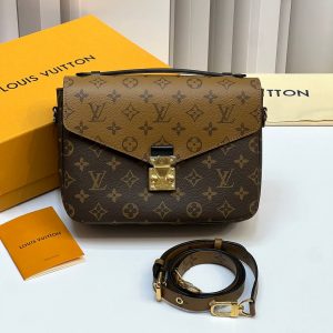 Сумка Louis Vuitton Pochette Metis