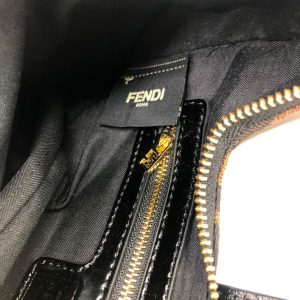 Сумка Fendi Zucca Mamma Baguette