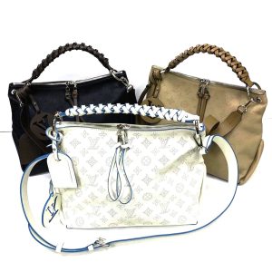 Сумка Louis Vuitton Beaubourg Hobo MM