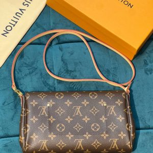 Сумка Louis Vuitton Favorite