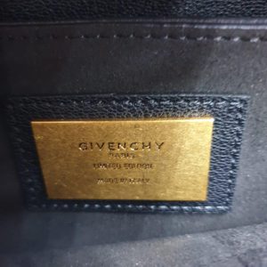 Сумка Givenchy GV3