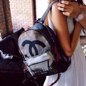 Рюкзак Chanel Graffiti Printed Canvas Backpack