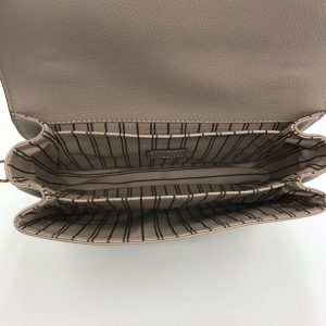 Сумка Louis Vuitton Pochette Metis