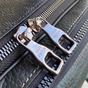 Сумка Louis Vuitton Utility