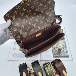 Сумка Louis Vuitton Pochette Metis