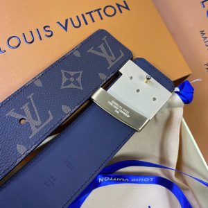 Ремень Louis Vuitton Initials