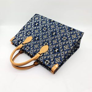 Сумка Louis Vuitton Onthego