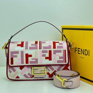 Сумка Fendi Baguette