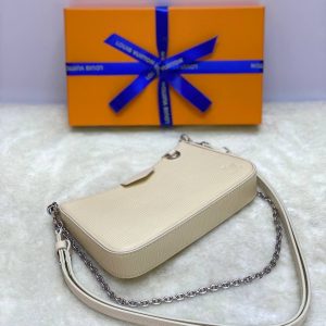 Сумка Louis Vuitton Easy Pouch