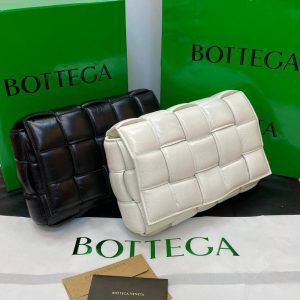 Сумка Bottega Veneta Cassette