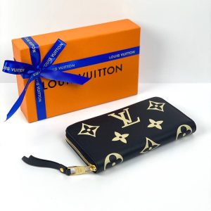 Кошелек Louis Vuitton Zippy