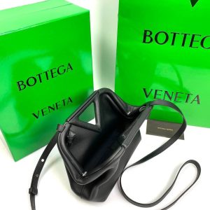 Сумка Bottega Veneta Point