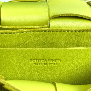 Сумка Bottega Veneta Cassette Belt