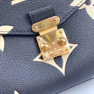 Сумка Louis Vuitton Pochette Metis