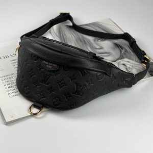 Сумка Louis Vuitton Bumbag