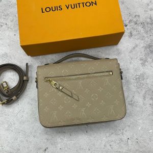 Сумка Louis Vuitton Pochette Metis