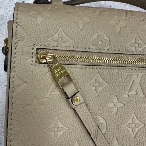 Сумка Louis Vuitton Pochette Metis