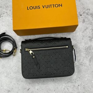 Сумка Louis Vuitton Pochette Metis