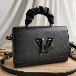 Сумка Louis Vuitton TWIST MM