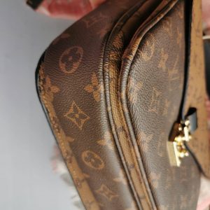 Сумка Louis Vuitton Pochette Metis