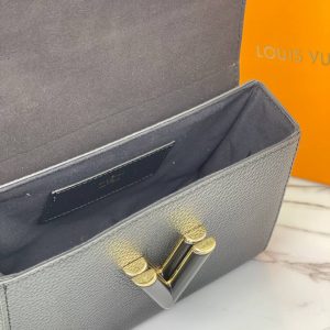 Сумка Louis Vuitton TWIST MM