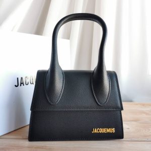 Сумка Jacquemus Le grand Chiquito