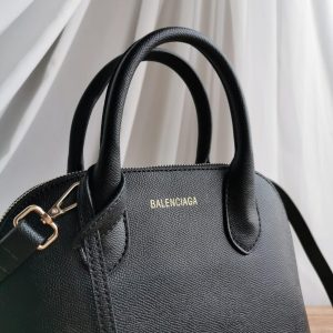 Сумка Balenciaga Ville