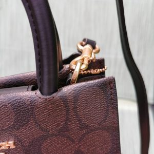 Сумка Coach Small Town Bucket Bag