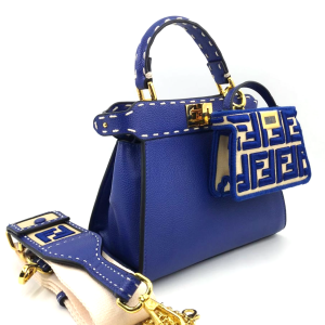 Сумка Fendi Peekaboo Iconic Mini