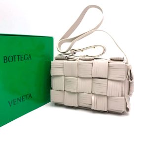 Сумка Bottega Veneta Padded Cassette