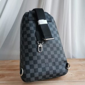 Сумка Louis Vuitton Avenue Sling