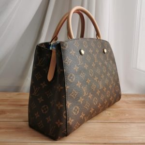 Сумка Louis Vuitton Montaigne