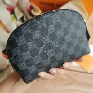 Косметичка Louis Vuitton