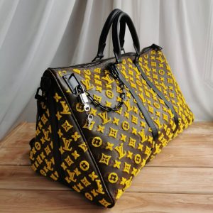 Сумка Louis Vuitton KEEPALL TRAINGLE